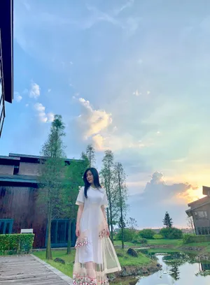 汤晶媚清新甜美写真图片_6