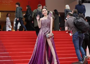 李纯戛纳电影节性感图片_5