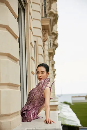 李纯戛纳电影节性感图片_12