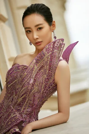 李纯戛纳电影节性感图片_13