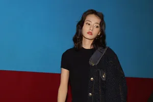 柴碧云性感时尚写真图片