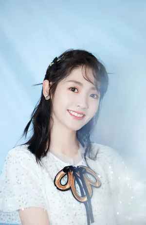 邢菲甜美娇俏时尚写真图片_1