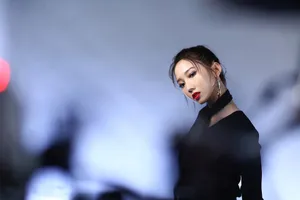 孟美岐性感写真花絮图片