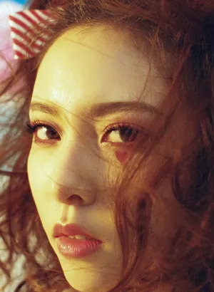 宋妍霏性感摩登写真图片_4