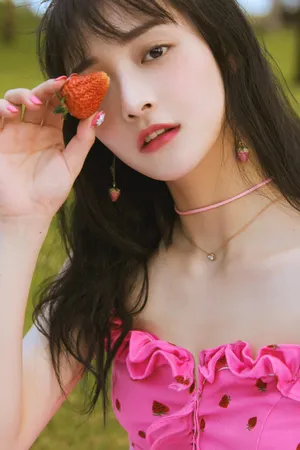 周洁琼夏日元气写真图片