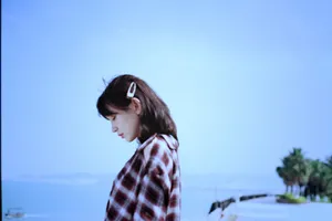 施诗夏日率性街拍图片_7