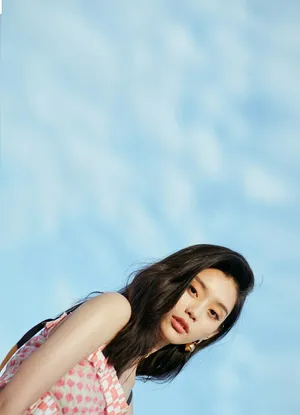 奚梦瑶性感迷人巴黎街拍图片