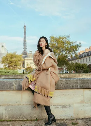 奚梦瑶性感迷人巴黎街拍图片_6