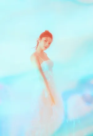 徐冬冬性感妩媚时尚写真大片_7