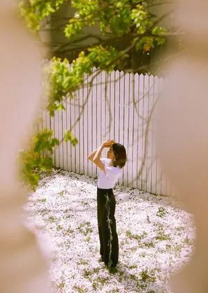 尤靖茹优雅恬静写真图片