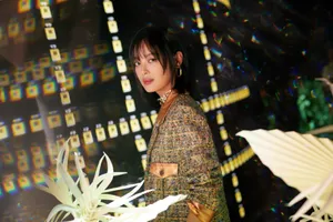 演员辛芷蕾时尚性感图片_2