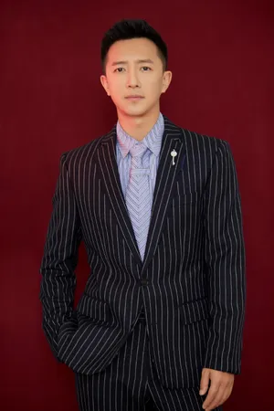 韩庚亚洲影视周帅气写真图片