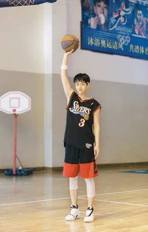 韩承羽球场帅气写真图片_2