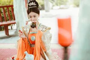 吴谨言甜美古装写真图片_4