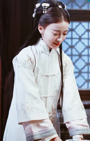 吴谨言甜美秀丽写真图片_3