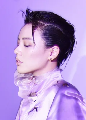 马思纯时尚芭莎光影写真大片_4