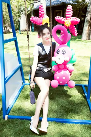 袁姗姗清新俏皮写真图片_3