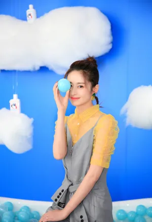颖儿甜美秀丽写真图片