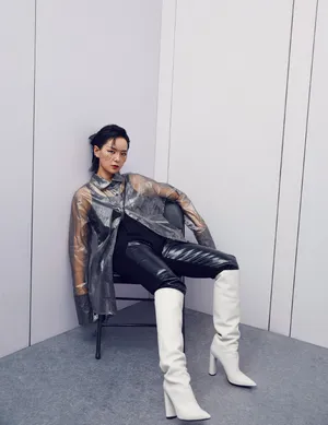 周笔畅酷美性感写真图片_2