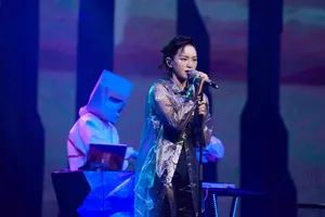 周笔畅酷美性感写真图片_7