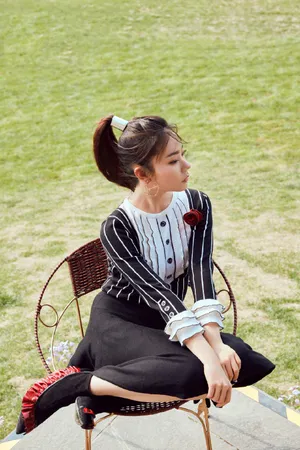 紫宁清新甜美写真图片_1