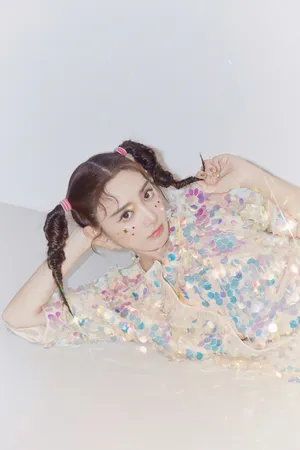 彭小苒百变造型时尚杂志写真图片_7
