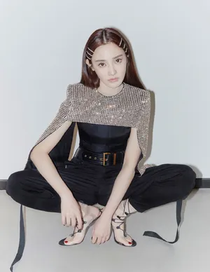 彭小苒百变造型时尚杂志写真图片_8