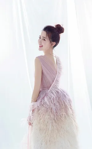 陈欣予粉嫩迷人写真图片_2