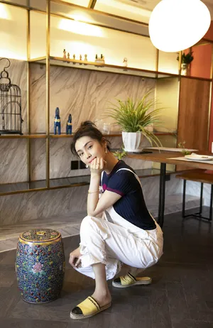 韩丹彤甜美元气写真图片_2