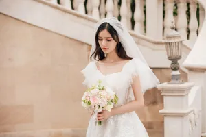 林允婚纱仙气写真图片_4