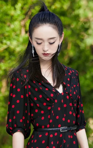 何泓姗清新靓丽活动写真图片_3
