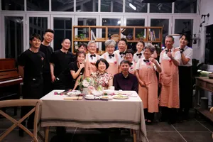 宋祖儿《忘不了餐厅》清新剧照图片_8