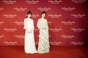 杨紫甜美俏皮写真图片