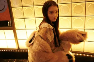 关晓彤甜美秀丽写真图片_6