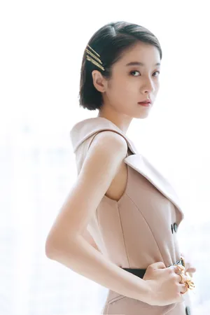 张雪迎清丽脱俗写真图片_3