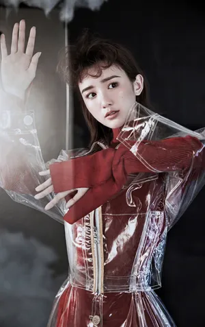 毛晓彤未来感科幻写真大片_5