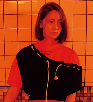 林允儿仙气唯美时尚杂志写真图片_4