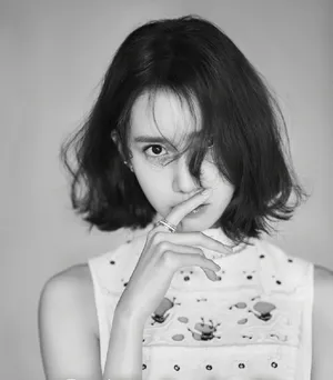 林允儿仙气唯美时尚杂志写真图片_7