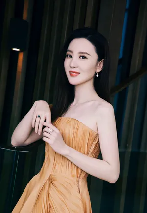 张萌性感迷人写真图片_5