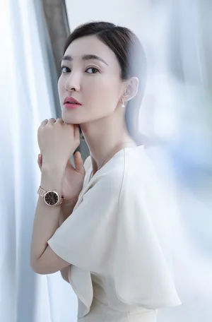 王丽坤优雅迷人活动写真图片_1