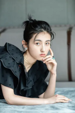 张子枫甜美小清新写真图片_4