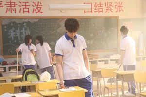 吴磊代言芬达青春活力剧照图片_3