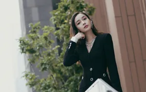 angelababy黑色西装优雅性感写真图片_3
