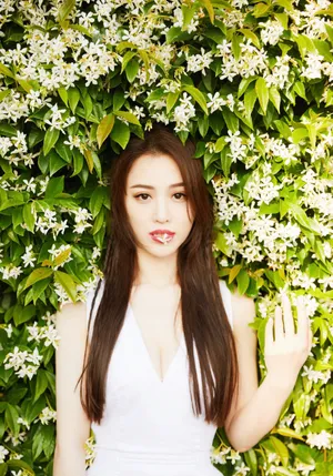 葛天唯美性感户外写真_4