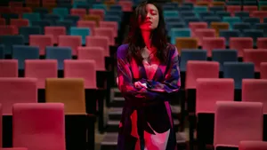 倪妮性感民国风话剧幺幺洞捌发布会图片