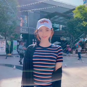 SNH48许佳琪甜美生活照图片_6