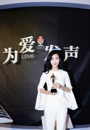 陶昕然极简主义性感写真图片_3