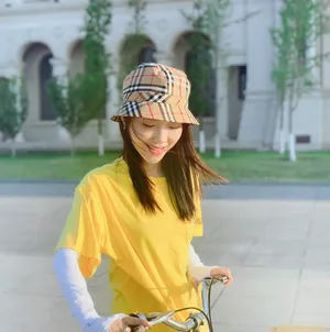 宁心清新甜美街拍图片_2