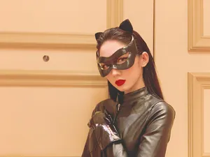 孟美岐COS猫女性感活动图片_2