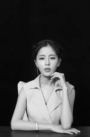 温心清新秀丽写真图片